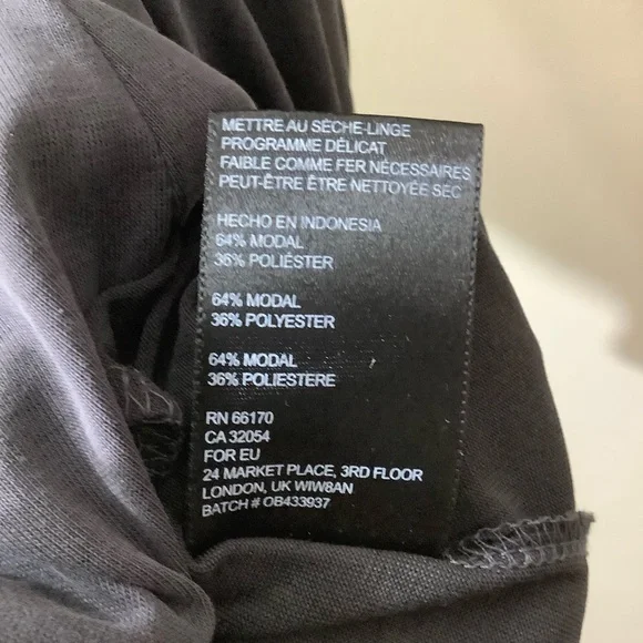 Silence+Noise Muscle Tee Semi-Mock Neck Tunic Length - Picture 5 of 5